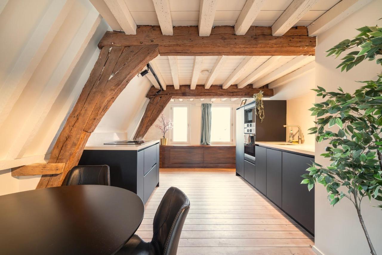 The Hendrik Square Apartments Antwerp Exterior photo
